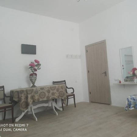 Silviya Apartment In The Center Ереван Экстерьер фото